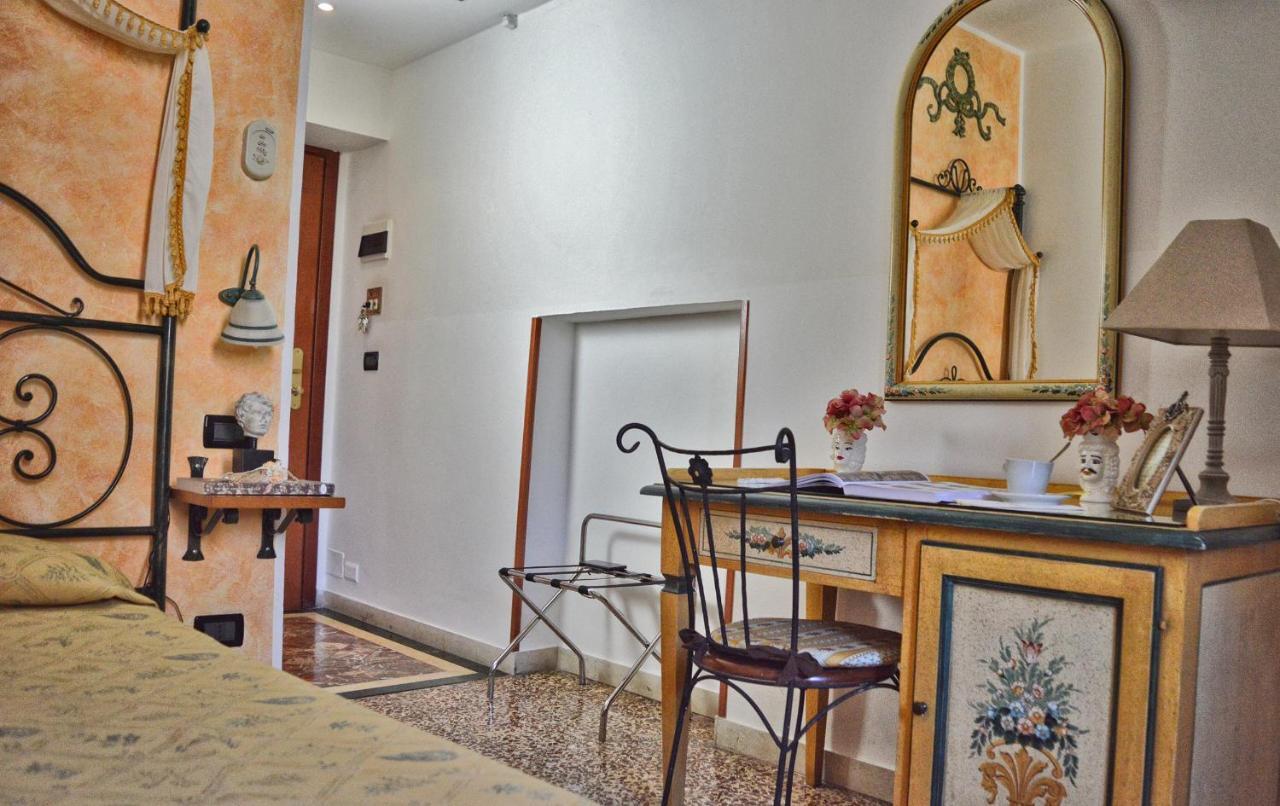 Victoria 3* Taormina
